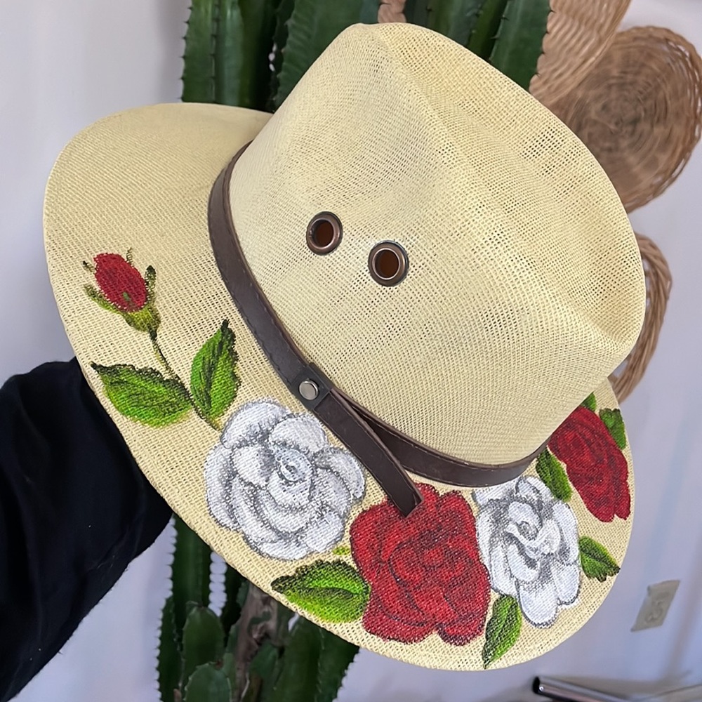 Hand painted hat - Picture 4 of 5